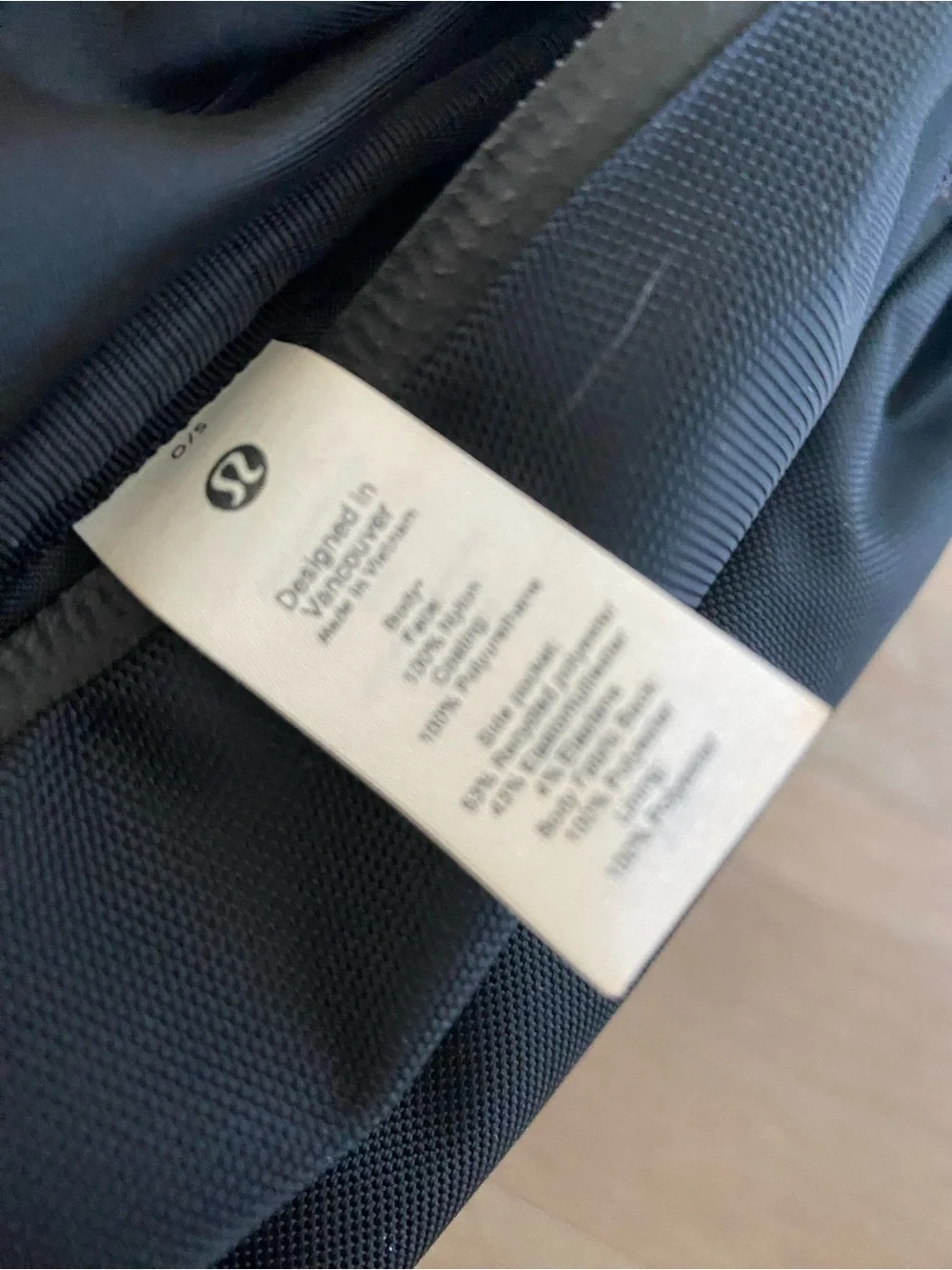 Lululemon Black Backpack 20L reflective detail & lumbar support water repellent